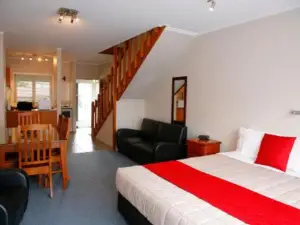 Touchwood Motor Lodge