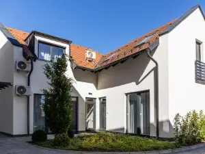 Dotis Apartman Tata