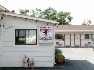 Mesa Verde Motel