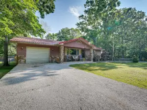 Lead Hill Vacation Rental w/ Private Pool & Yard!