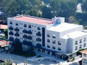 Hotel Feira Pedra Bela