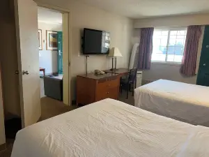 Peace Valley Inns