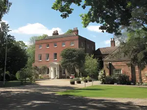 Mulberry House