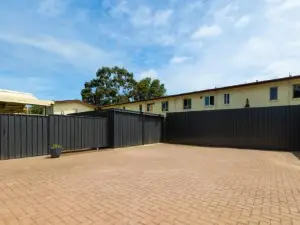 Glenelg Modern Studio, QBed,Wifi