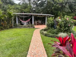 Hostal Lopez El Valle Cabañas