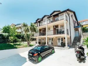 Apartments Belani