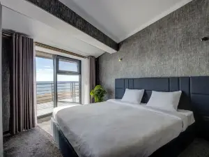 Vzmorie Resort Hotel