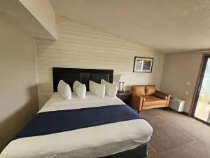 The Lodge at Chalk Hill