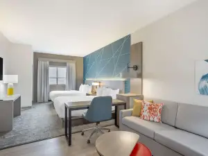 Comfort Suites
