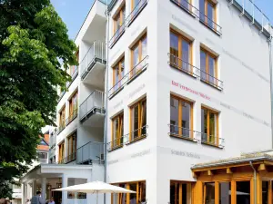 Plumbohms Echt-Harz-Hotel