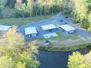 Golden Pond Cabins