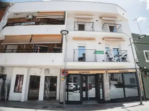Apartamentos Turísticos Capitán Orellana