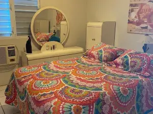 2-Bedroom House with Caribbean & Mountain Views & WiFi on 7 acres