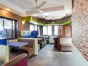 OYO Flagship 68474 Hotel Viraj