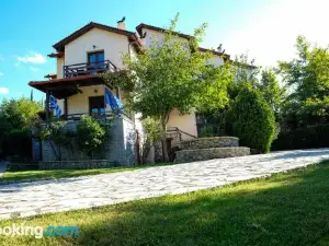Dryas Guesthouse