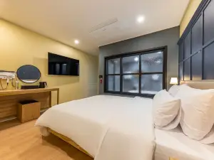 Cheonan Brown Dot Hotel Cheonan Station