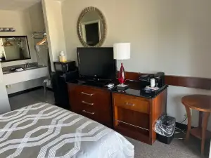 Maple Tree Inn