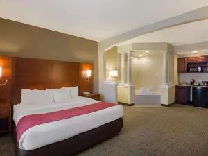 Comfort Suites Near University