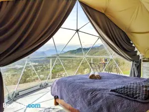 4 Seasons. 4 სეზონი Glamping Georgia Racha