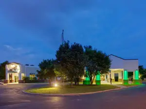 เบอร์สโตน อินน์, แอน แอสเซนด์ คอลเลกชั่น โรงแรม