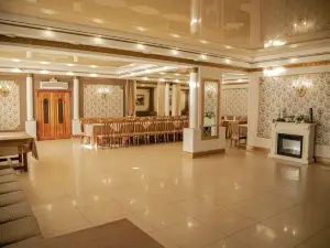 Gostinichny Kompleks Premyer Hotel