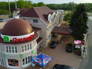 Djump Hotel