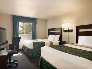 Travelodge by Wyndham Jefferson City