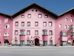 โรงแรมโครเนอ