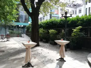 ユーロスターズ ウホテル