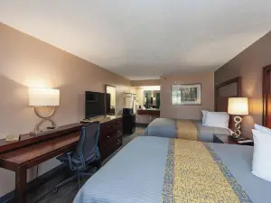 Colonial Inn