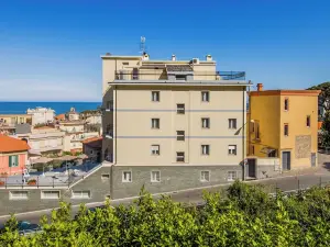 Hotel Tritone