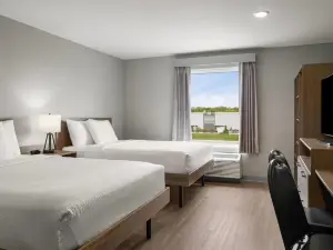 Echo Suites Extended Stay by Wyndham Indianapolis AmeriPlex