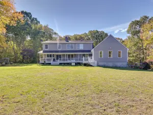Quiet Killingworth Rental w/ Deck & Grill!