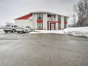 Pigeon Studio, Close to Saginaw Bay Waterfront!