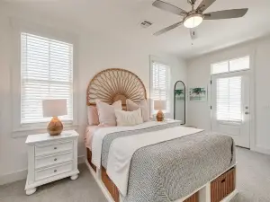 Carlton Landing Vacation Home - Perfect Getaway Spot!