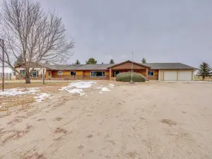 Stunning Calhan Home w/ Indoor Pool!