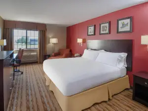 Holiday Inn Express & Suites Wauseon