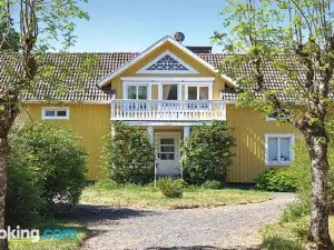 Awesome Home in Holsbybrunn with 7 Bedrooms and WiFi