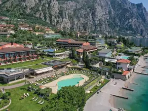 Hotel du Lac