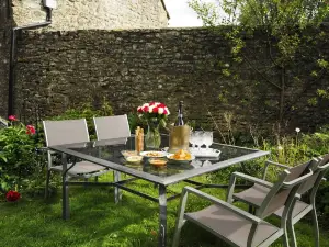 Beautiful Old Cottage Sleeps 6 Near Bath