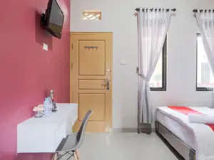 RedDoorz Syariah Near Hajimena Lampung