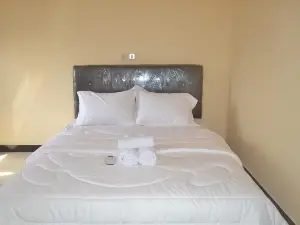 Artayya Puri Homestay Near Terminal Purabaya Madiun Mitra RedDoorz