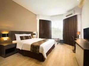 Grand Kecubung Hotel