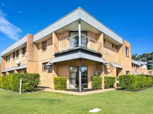 Peninsula Nelson Bay Motel and Serviced Apartments
