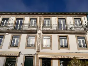 Burgo House