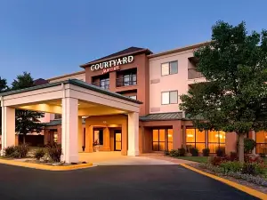 Courtyard Peoria