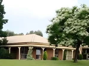 Mansfield Valley Motor Inn