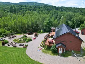 Moose Lodge and Cabins by Bretton Woods Vacations