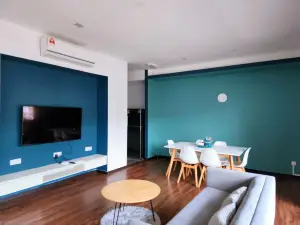 Sematan Townhouse - La Maison (U)