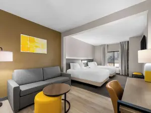 Comfort Suites